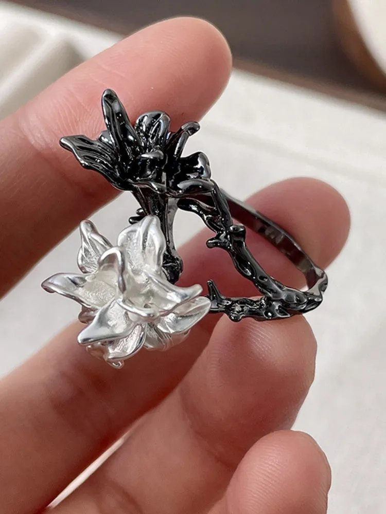 Black White Floral Cheongsam Style Ring