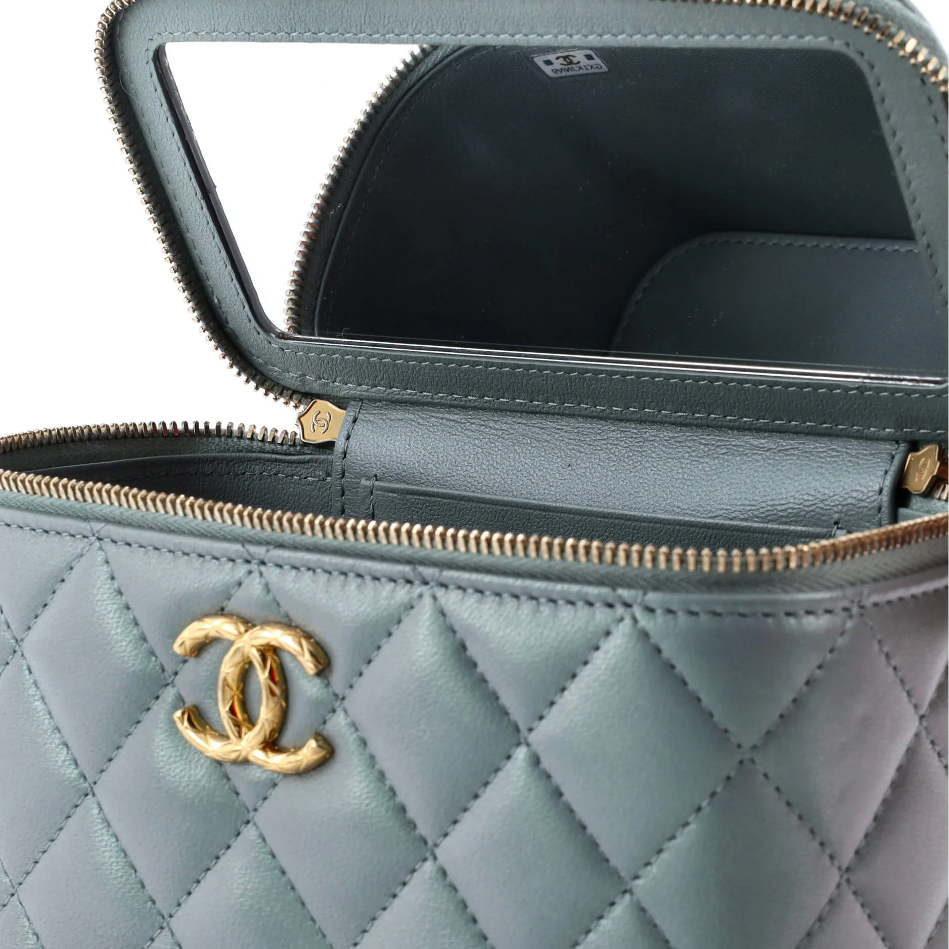 CC Dynasty Vanity Case with Chain Quilted Iridescent Lambskin Small