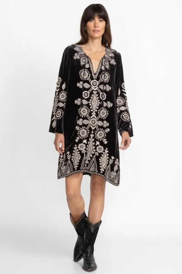 Johnny Was Liona V Neck Kimono Long Sleeve Tee Embroidery Floral Black Shirt NEW