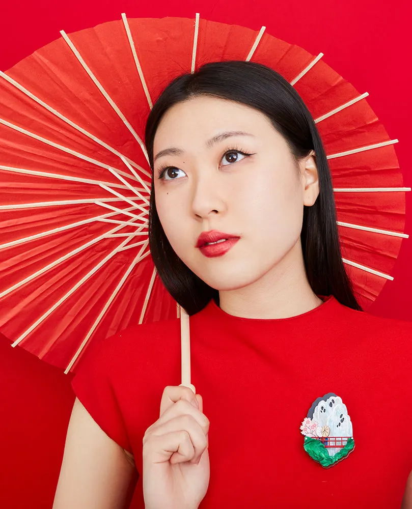 Stunning Waterfall in Japan Brooch