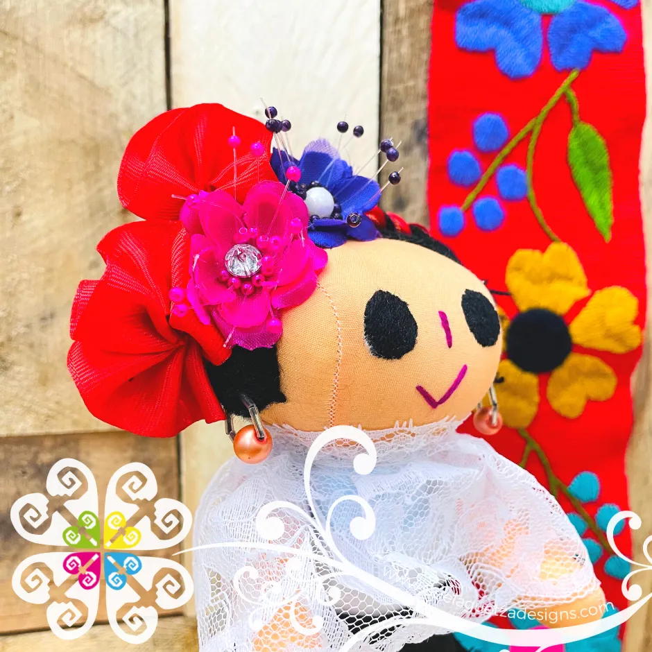 Veracruz Dress Mexican Otomi Doll - Fina